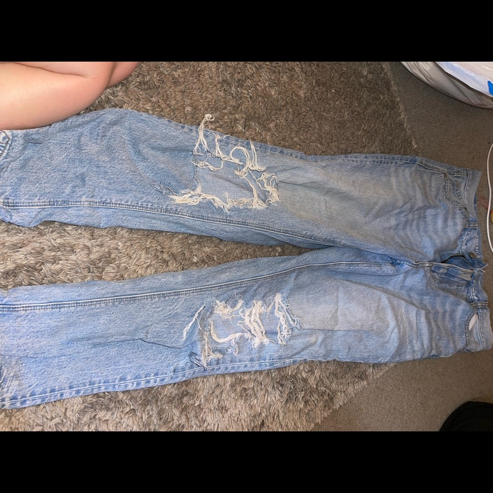 American eagle mom jeans